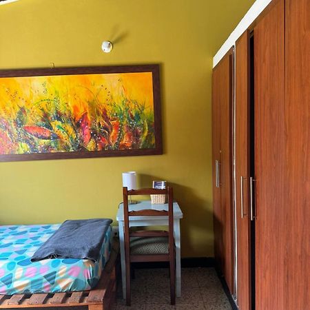 Tatami Hostel بوكارامانغا المظهر الخارجي الصورة