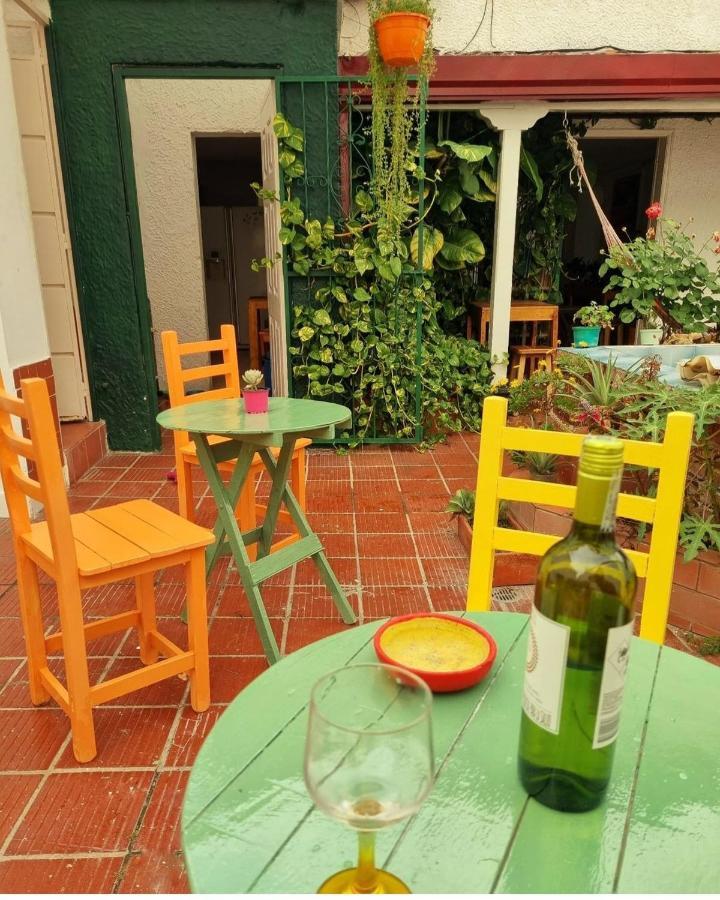Tatami Hostel بوكارامانغا المظهر الخارجي الصورة
