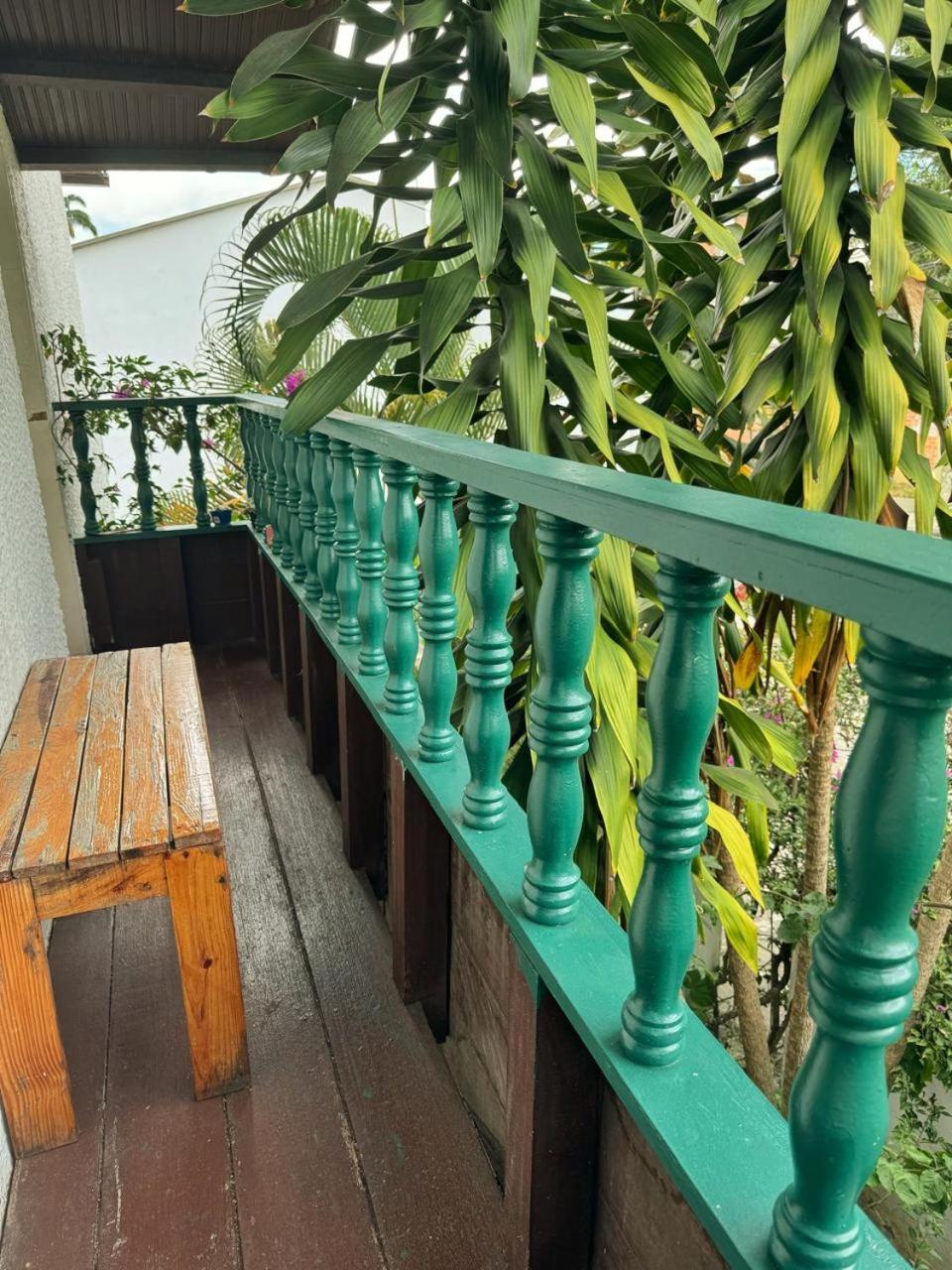 Tatami Hostel بوكارامانغا المظهر الخارجي الصورة